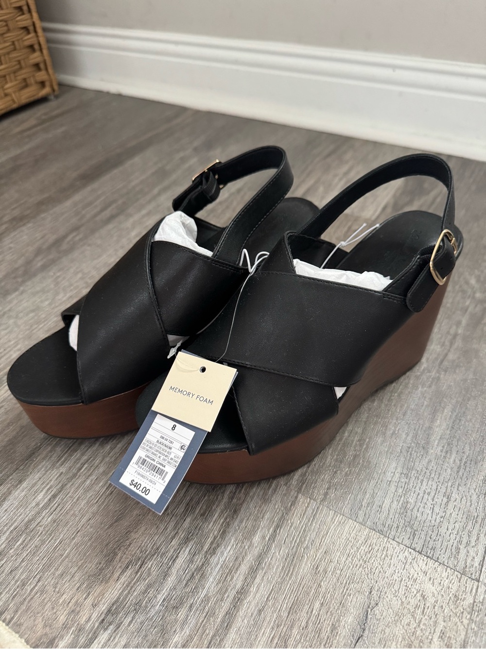 Women’s Black Memory Foam Wedge Sandals Universal thread